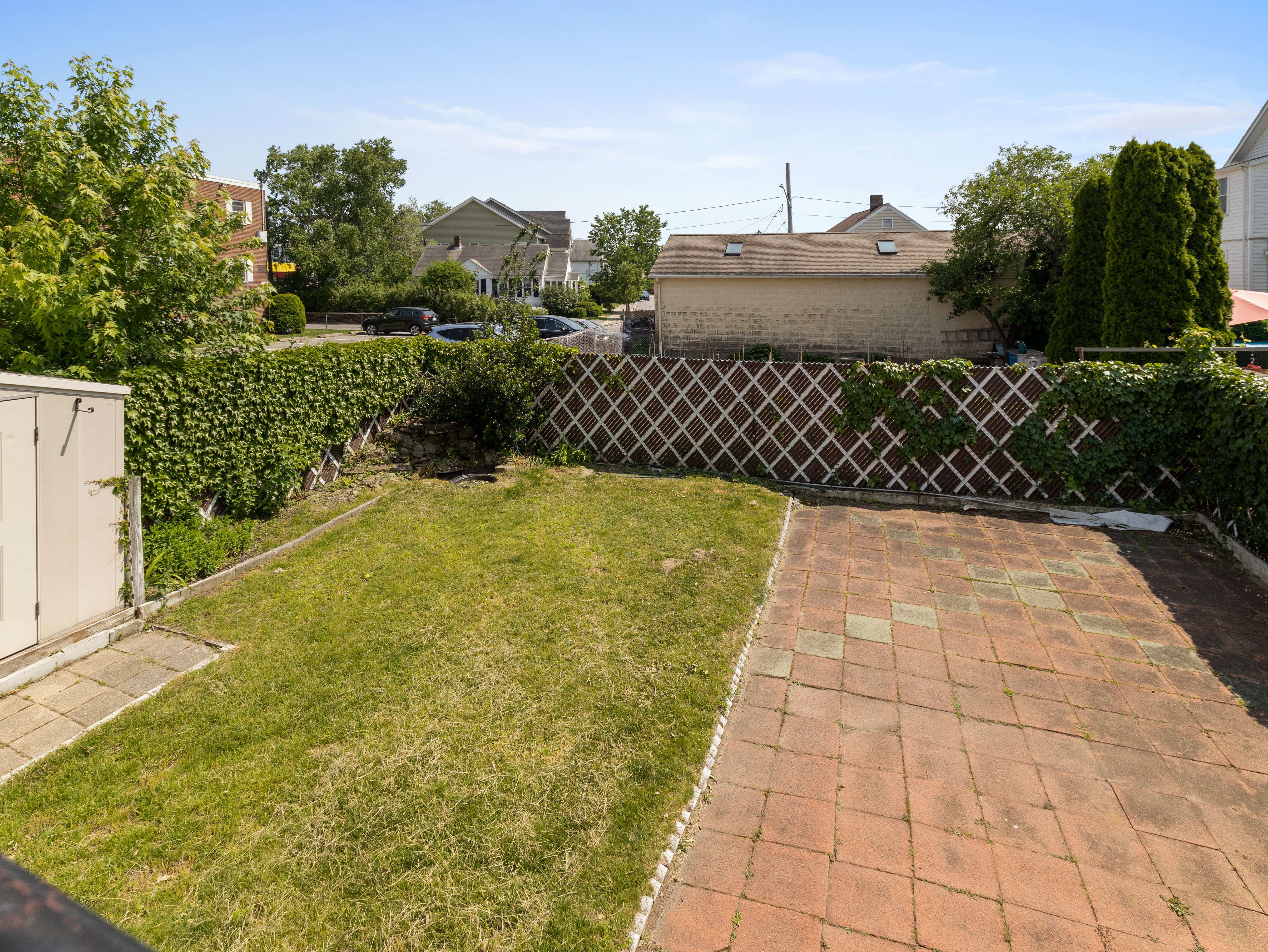 16 Windsor Rd. - Medford