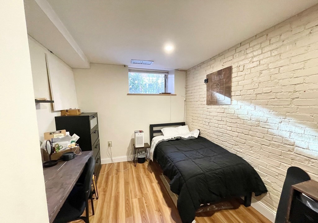 96 Gainsborough - Fenway