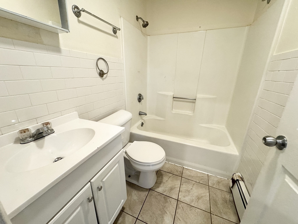 13 Ruggles - Roxbury