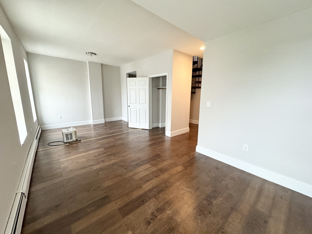 15 Ruggles - Roxbury