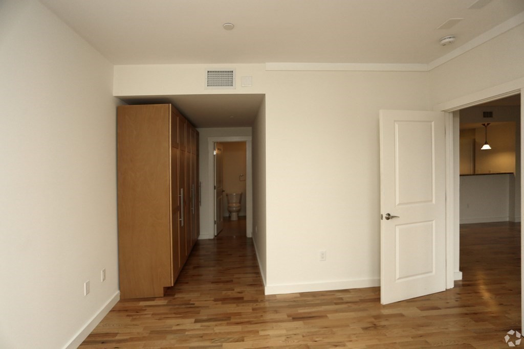 87 New - Cambridge Highlands