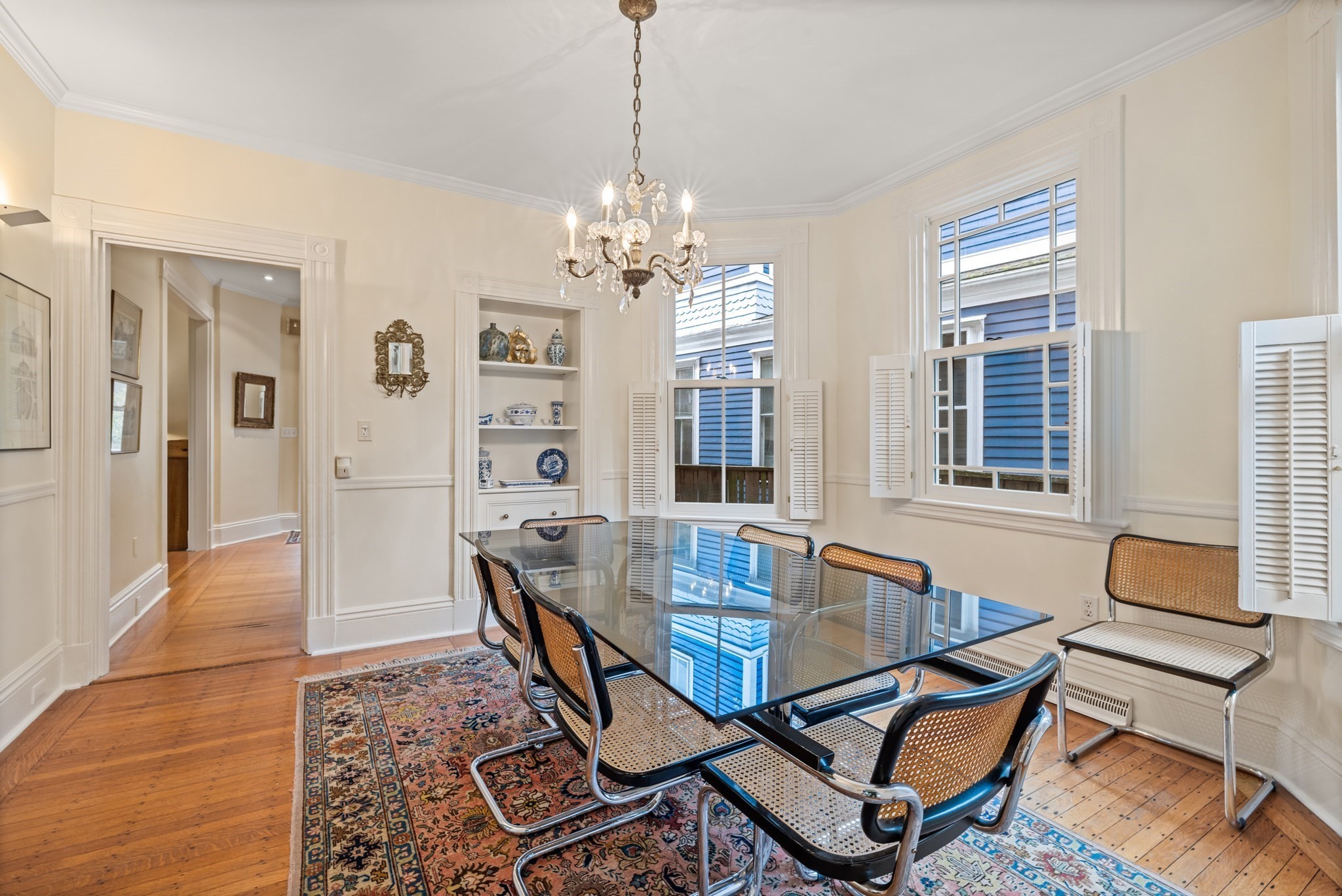 14 Linnaean St. - Neighborhood Nine