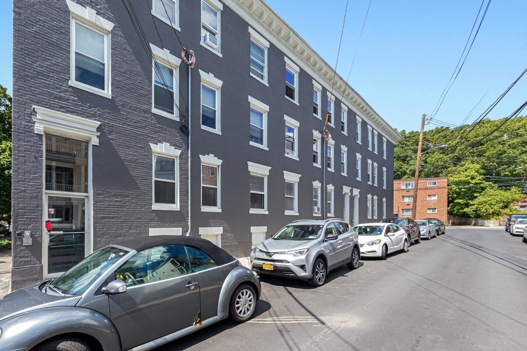 44 Brackett - Brighton