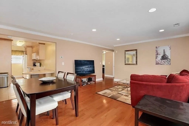152 Newton St. - Brighton