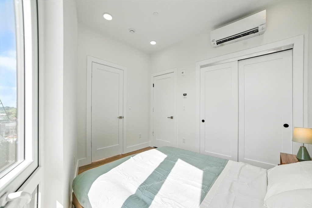 38 Hichborn - Brighton
