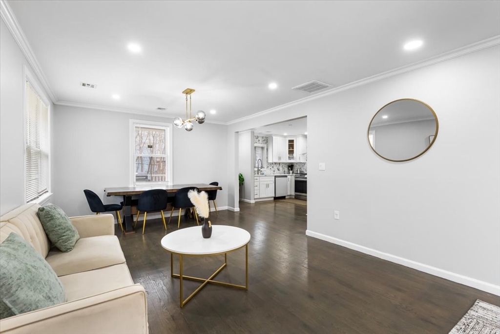 77 Cedar - Roxbury