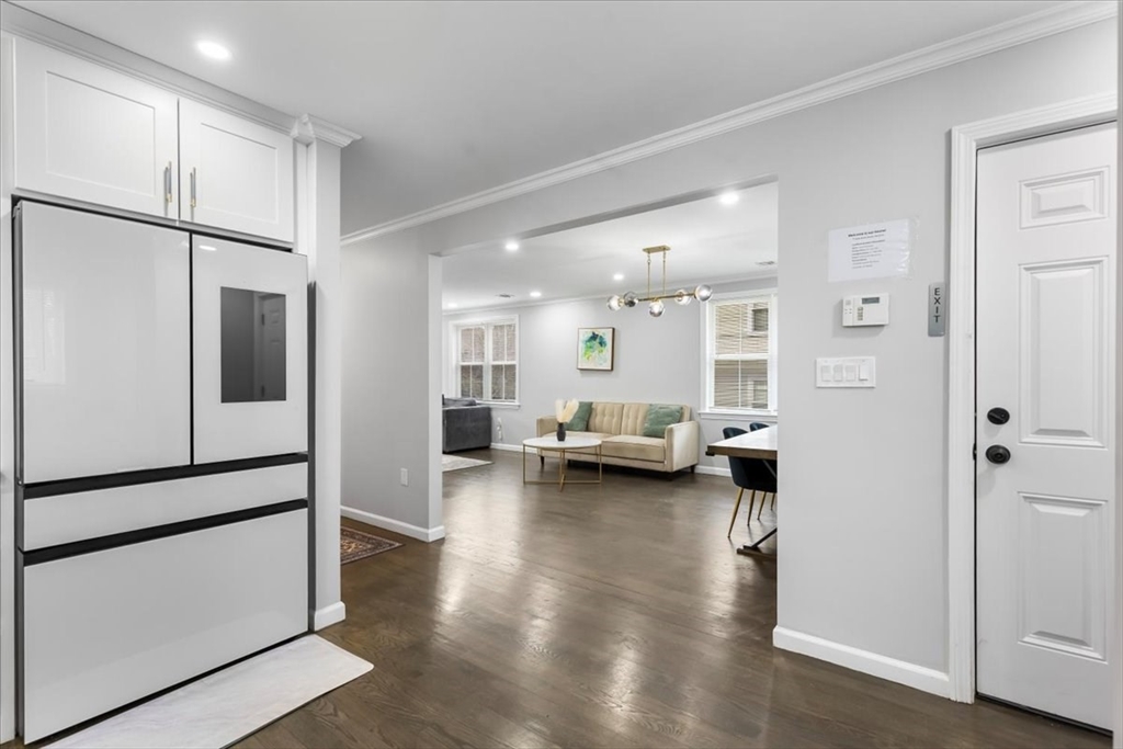 77 Cedar - Roxbury