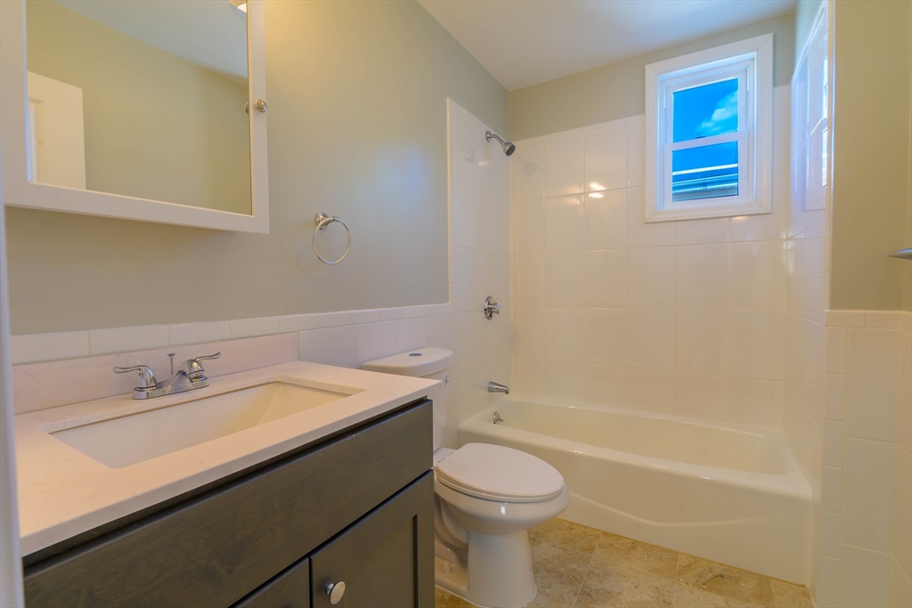 28-30 Chestnut - Jamaica Plain