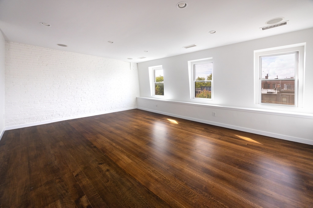 234 West Newton - Back Bay