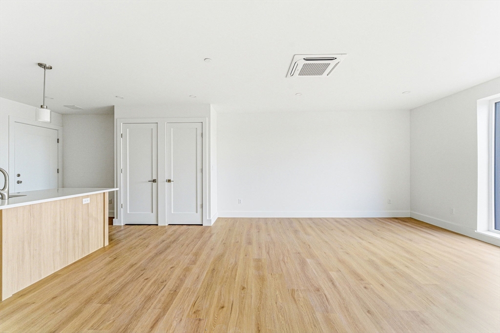1035 Commonwealth Ave. - Allston