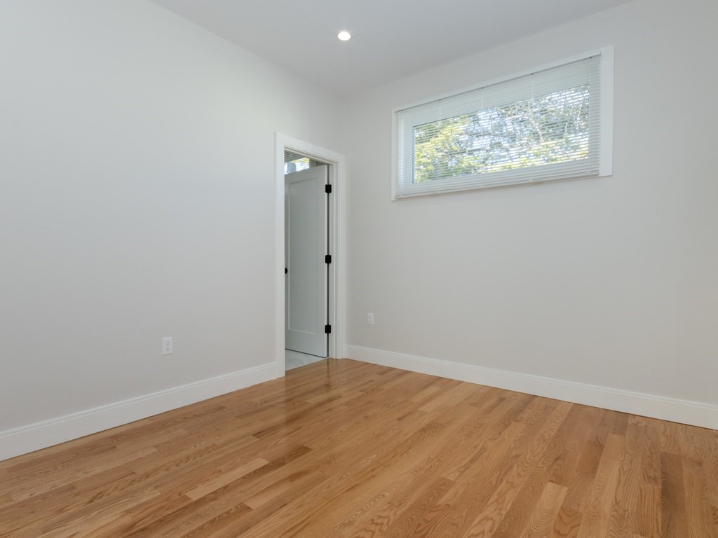 9 Tovar - Dorchester