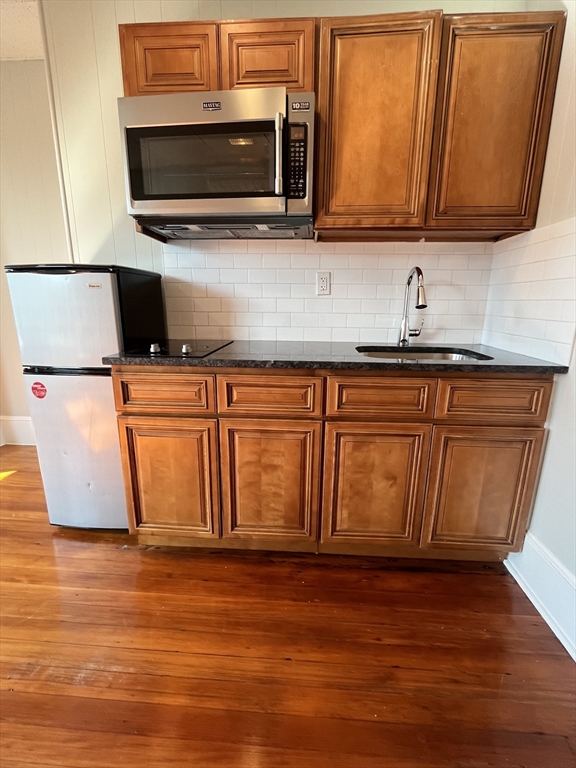 868 Beacon - Fenway
