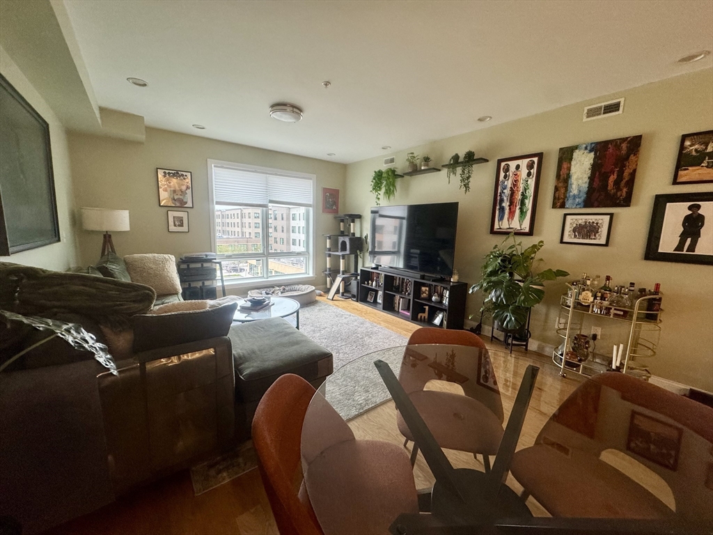 15 Guild St. - Roxbury