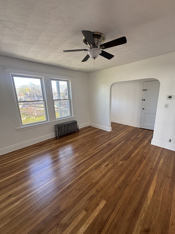 196 Reservation Rd. - Hyde Park