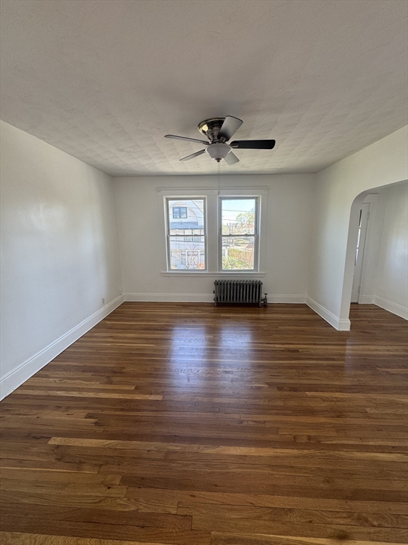 196 Reservation Rd. - Hyde Park