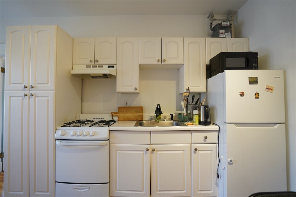 66 Queensberry St. - Fenway
