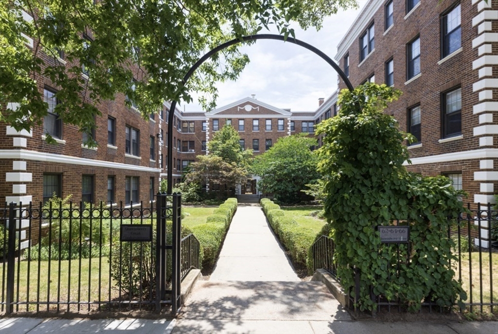 66 Queensberry St. - Fenway