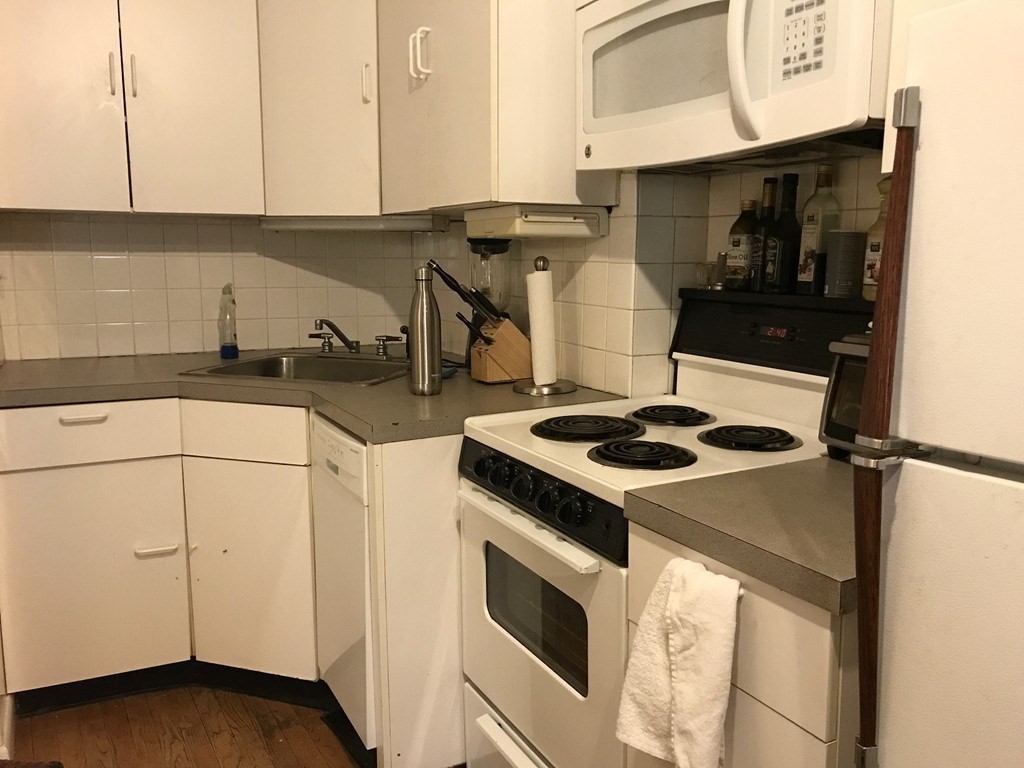 43 Grove St. - Beacon Hill