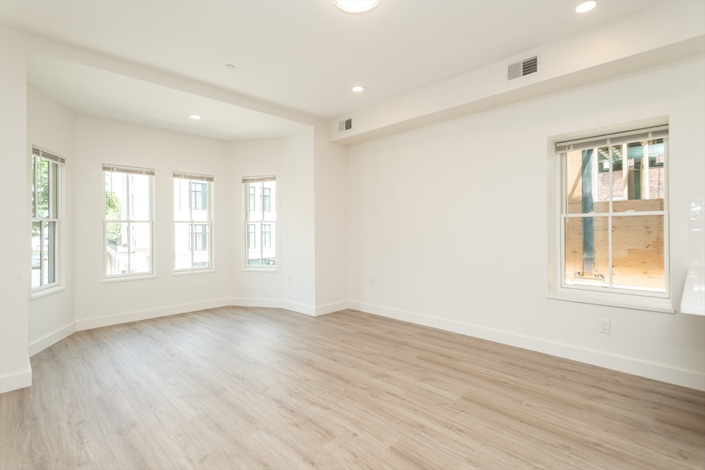 1474 Tremont St. - Mission Hill