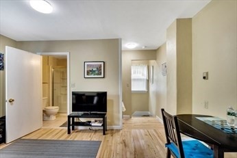 32 Bay St. - Riverside