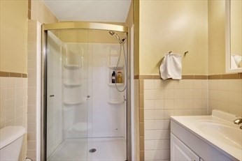 32 Bay St. - Riverside