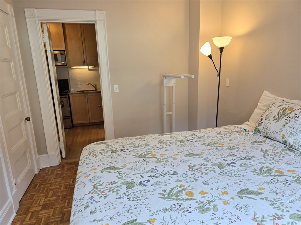 21 Beacon St. - Beacon Hill