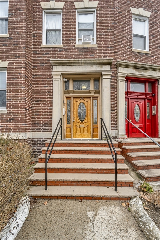 86 Winthrop St. - Roxbury