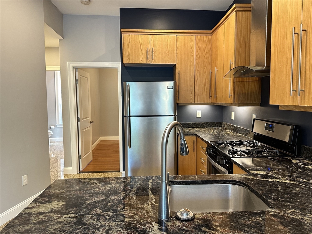 8 Bard Ave. - Roxbury