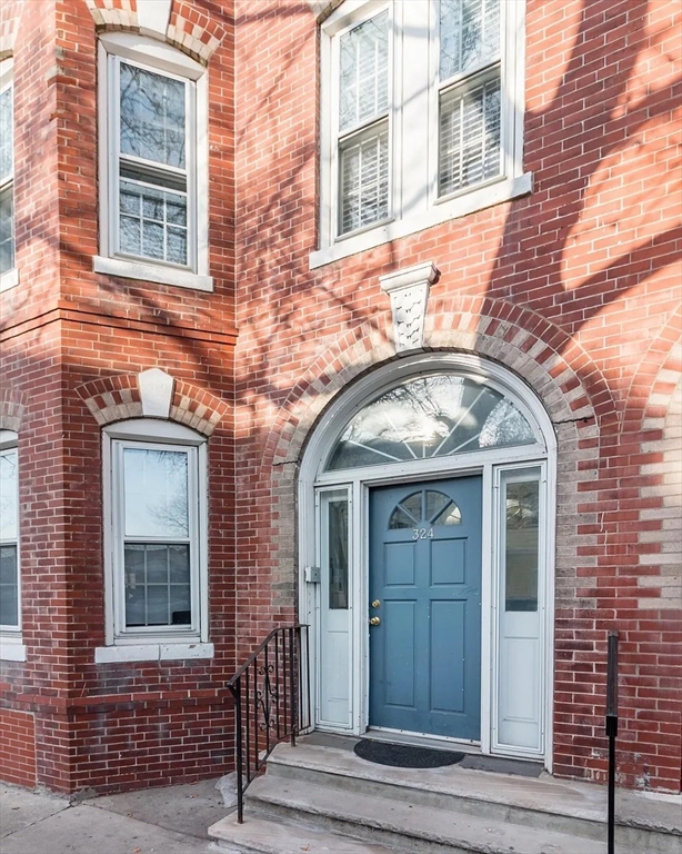 324 Chelsea St. - East Boston