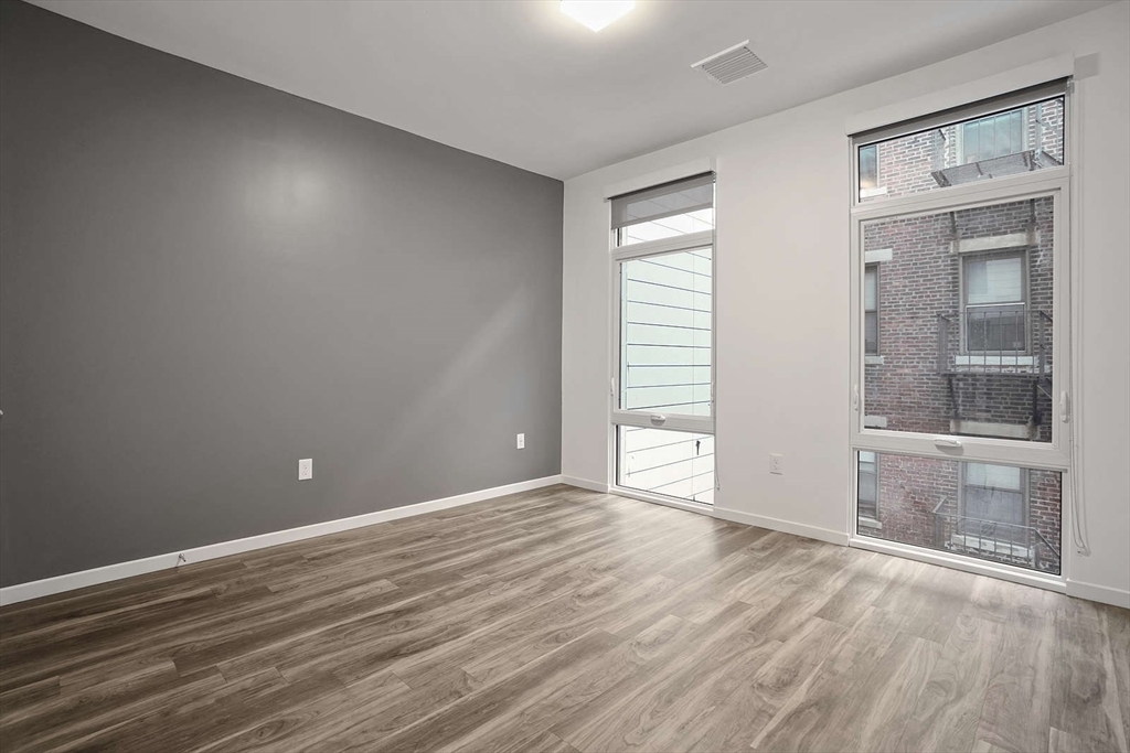 839 Beacon St. - Fenway