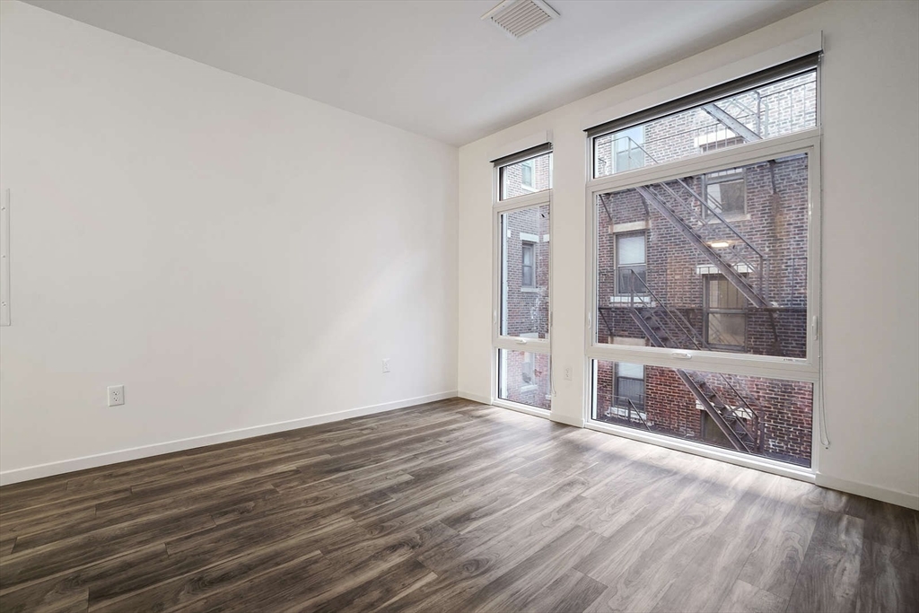 839 Beacon St. - Fenway