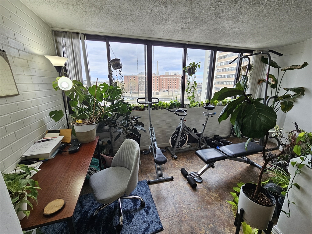 8 Whittier Pl. - West End