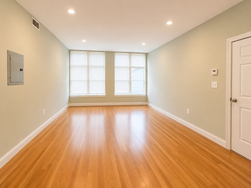299 Dudley - Roxbury