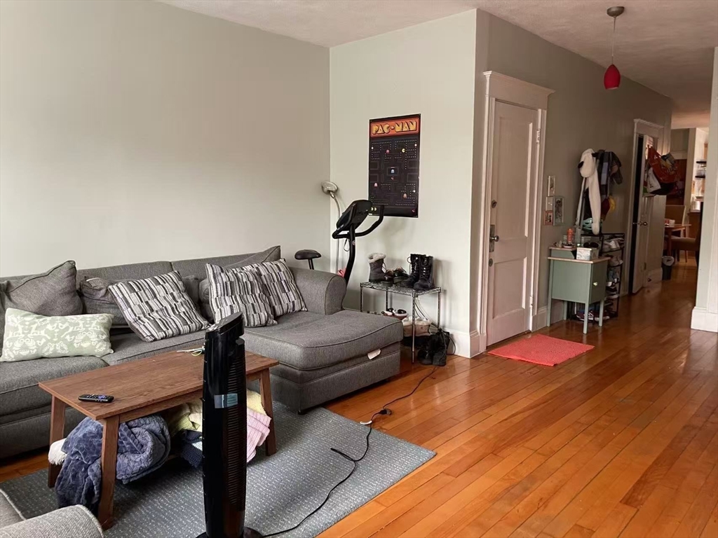 37 Park Vale - Allston