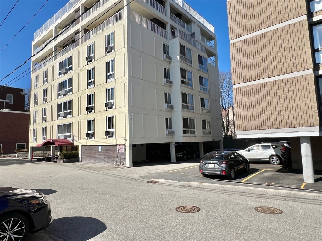 4 Trowbridge Pl. - Mid Cambridge