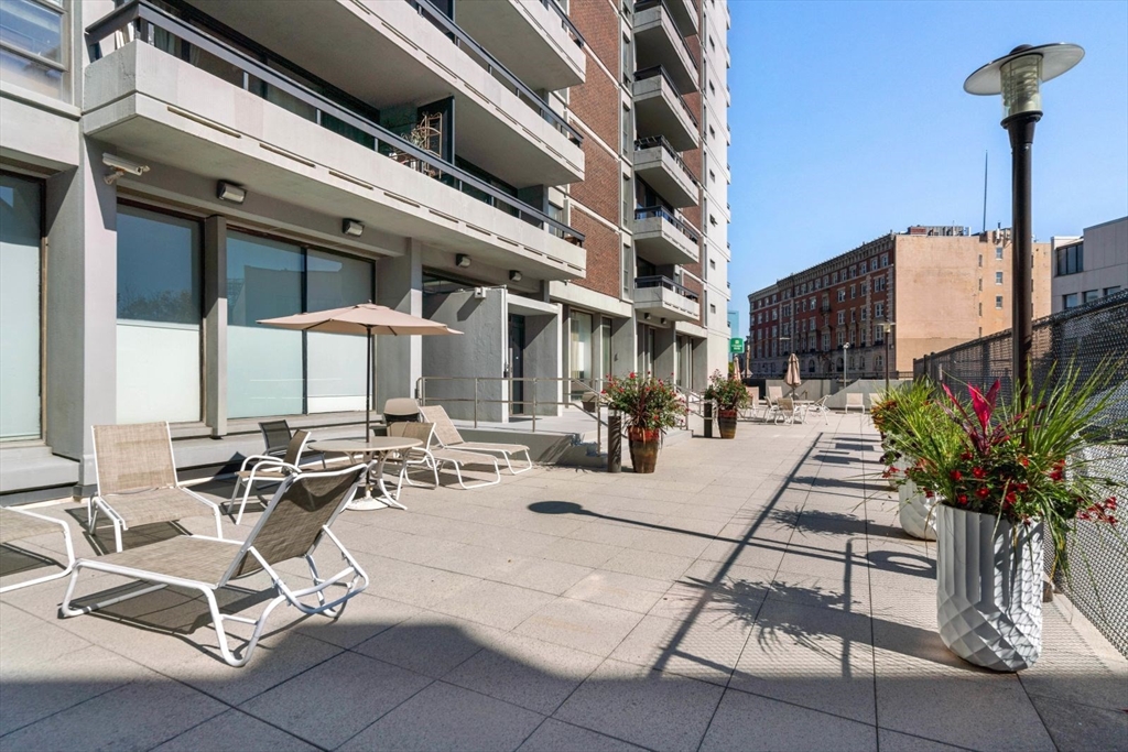 566 Commonwealth Ave. - Back Bay