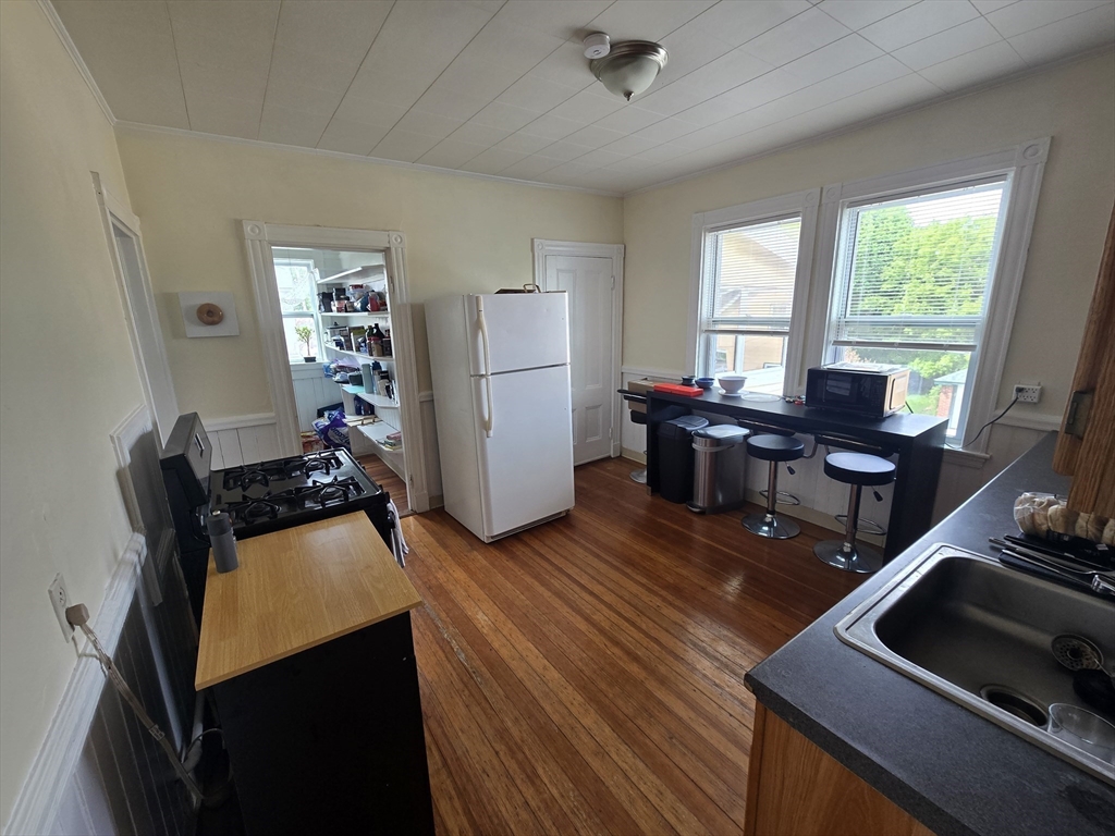 60 Dustin St. - Brighton