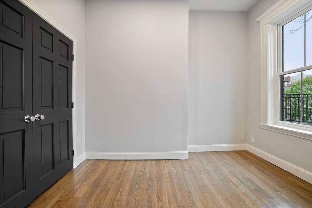 512 Massachusetts Ave. - South End