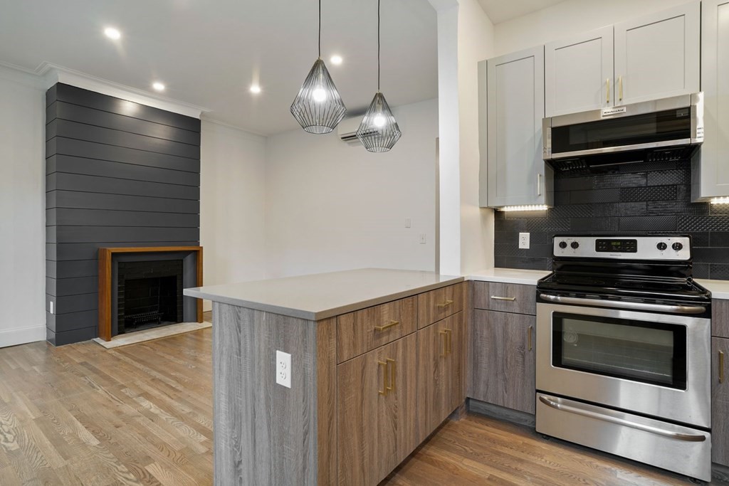 512 Massachusetts Ave. - South End