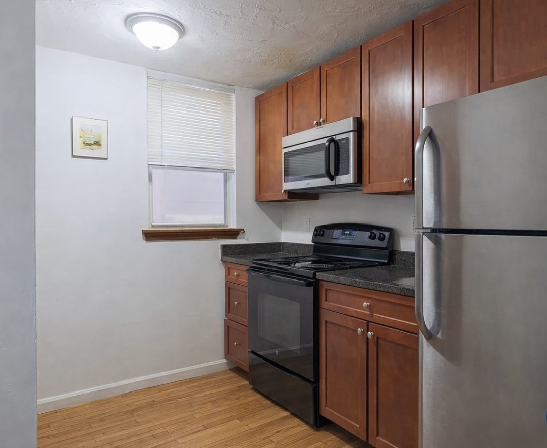 10 Parker Hill Av - Mission Hill