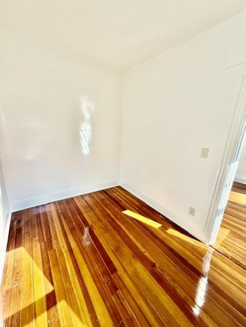9 Thacher Ct. - North End