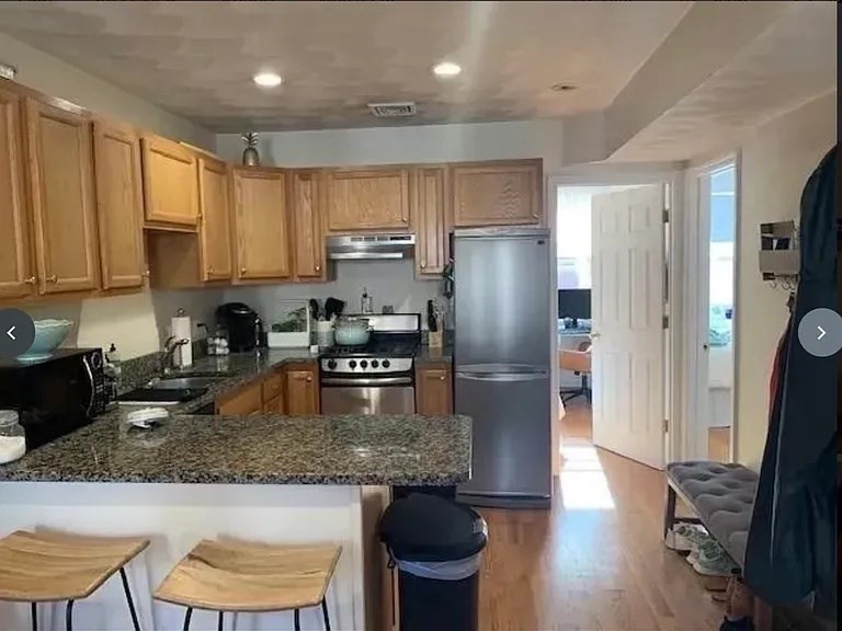 93 Endicott - North End