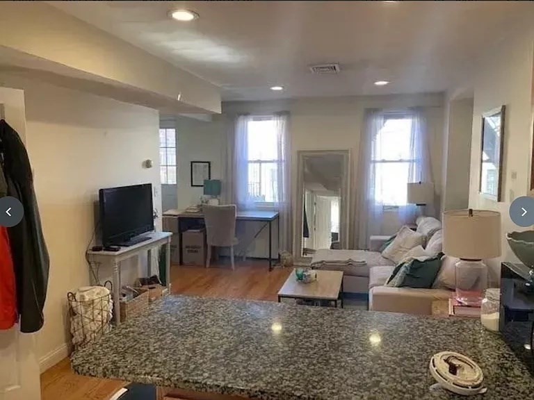93 Endicott - North End
