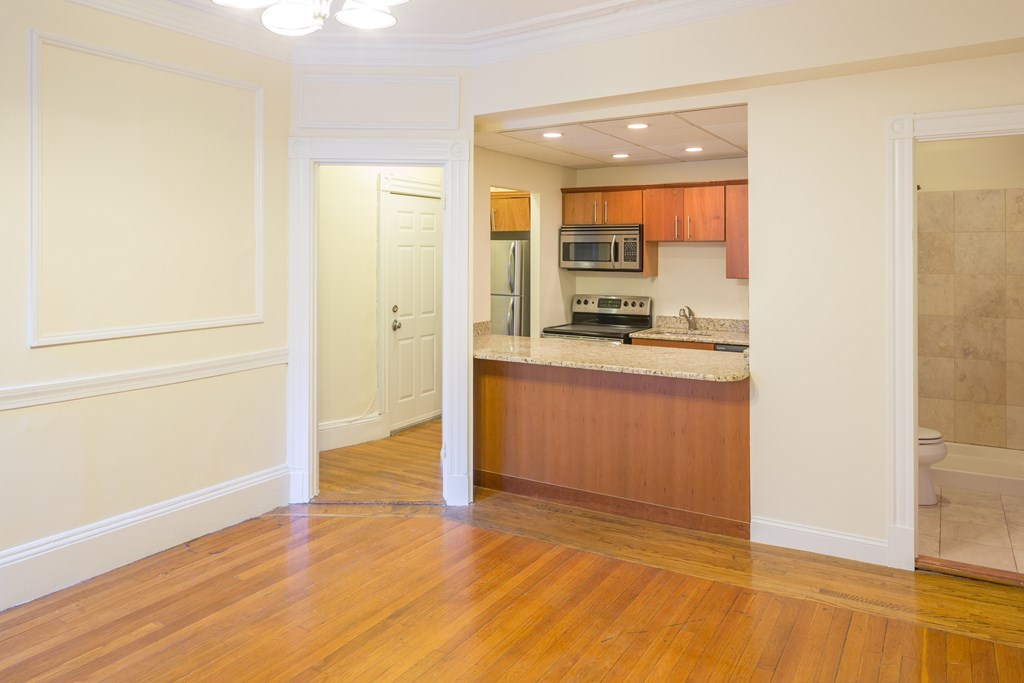 154 Newbury St. - Back Bay