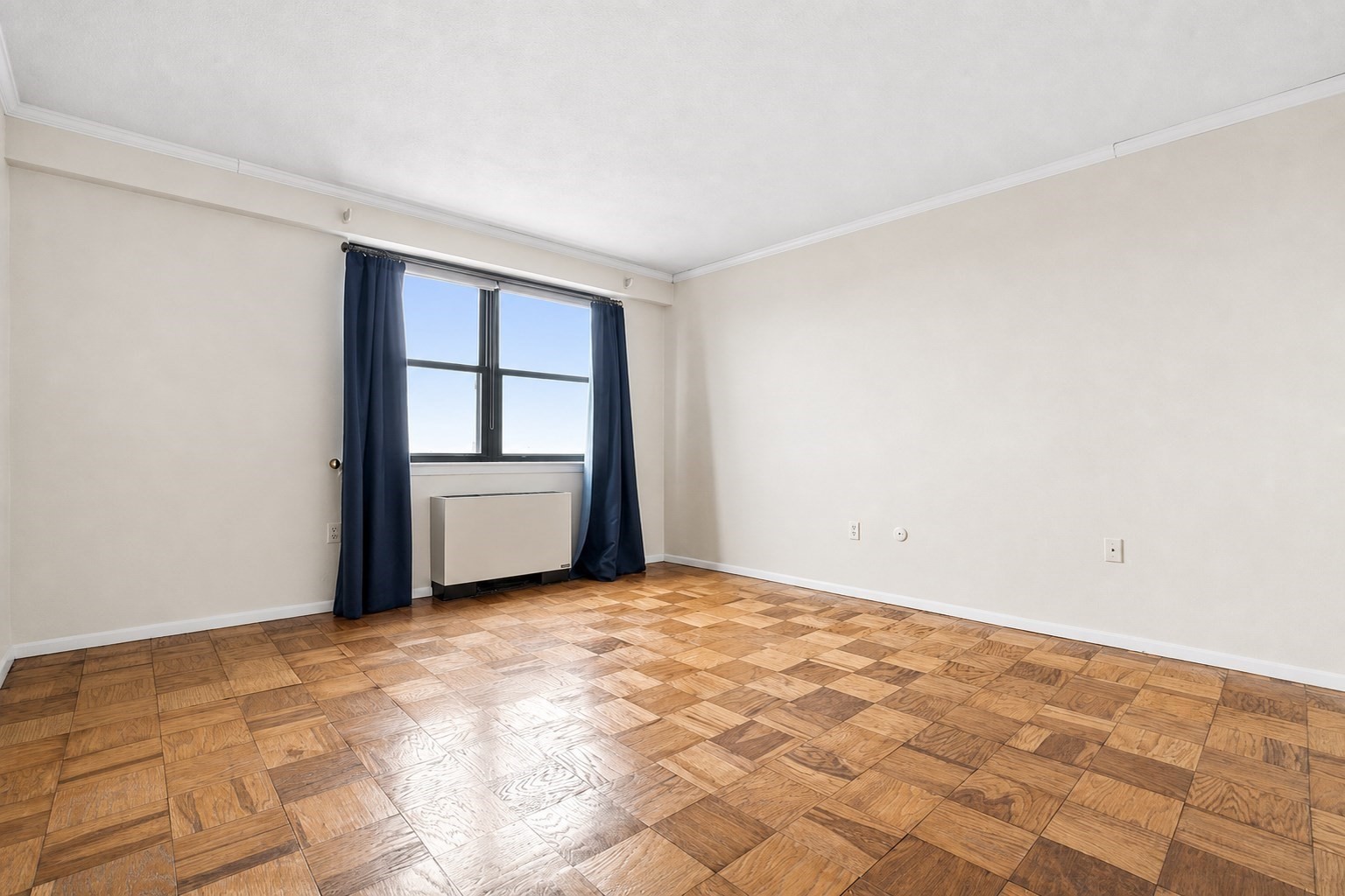 8 Whittier Pl. - West End