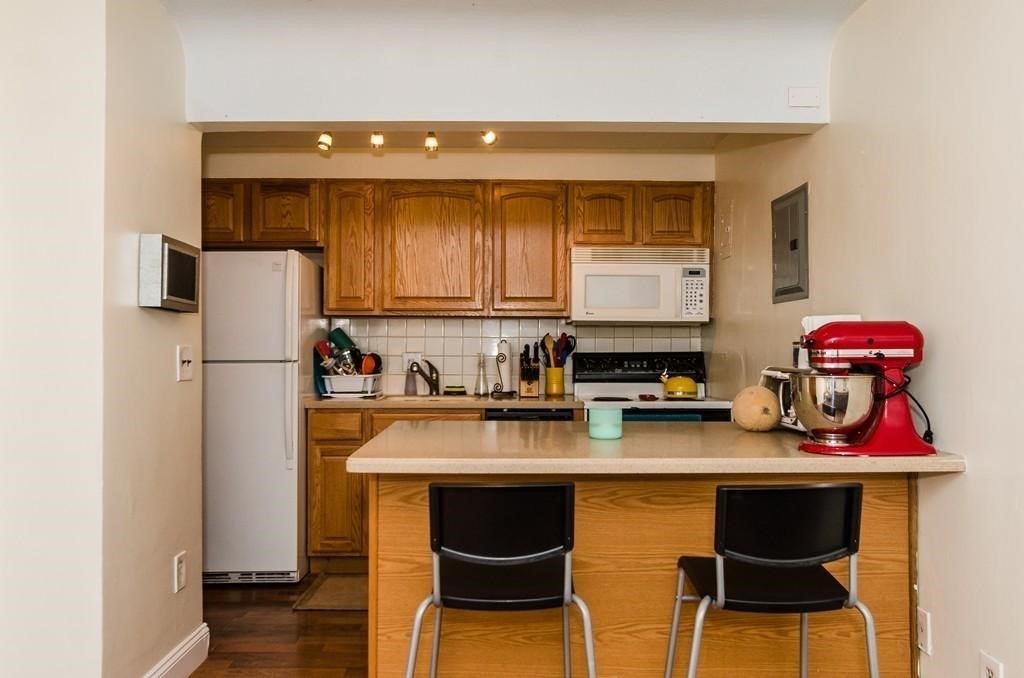 10 Commonwealth Ct. - Brighton