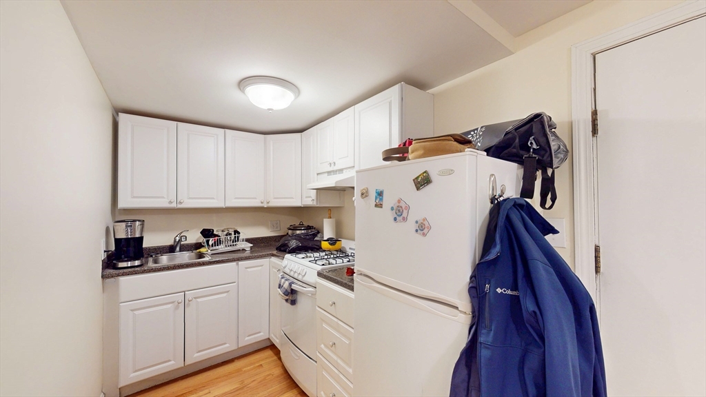 170 Marlborough - Back Bay