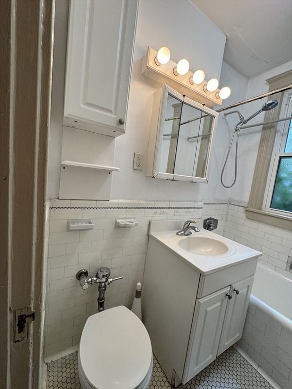 24 Sidlaw Rd. - Brighton