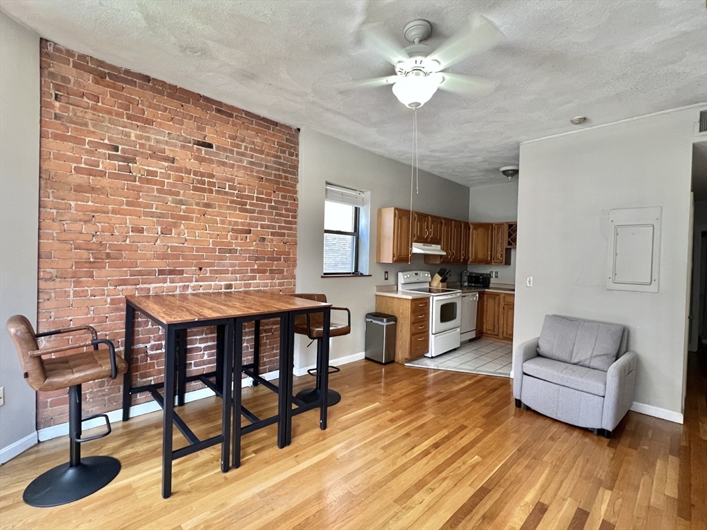 65 Hemenway St. - Fenway
