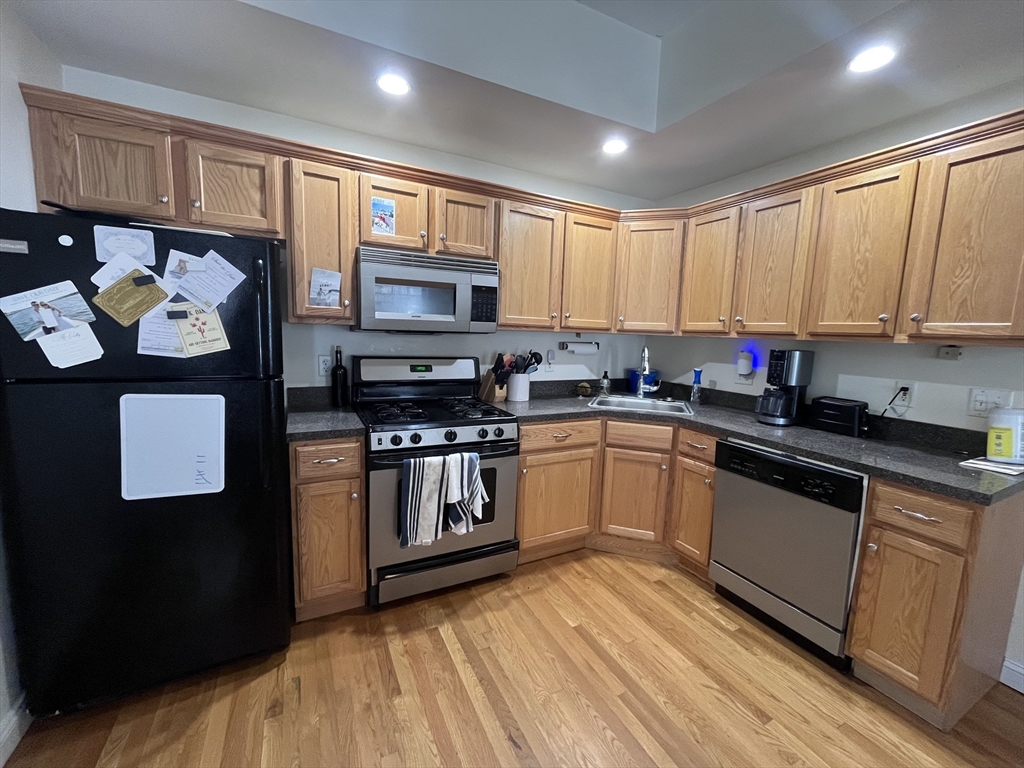 16 Gates St. - South Boston